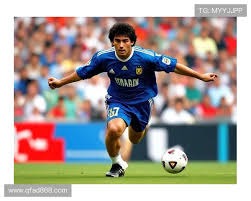 意甲爆笑剧场：绿黑小旋风VS紫百合魔法团，今晚谁家厨房不冒烟？