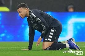 环足奖2025年度最佳球员15人候选：哈兰德在列，巴黎6人入选