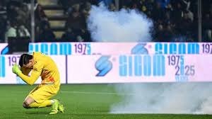 火箭需要交易补强，他们应该如何交易，让阵容更加强大？