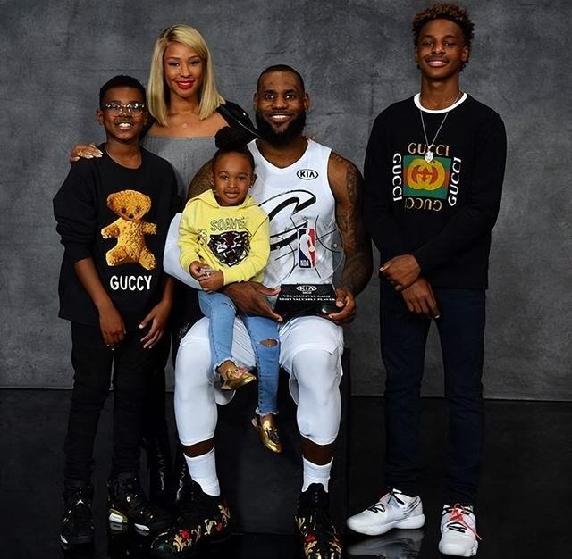 37051